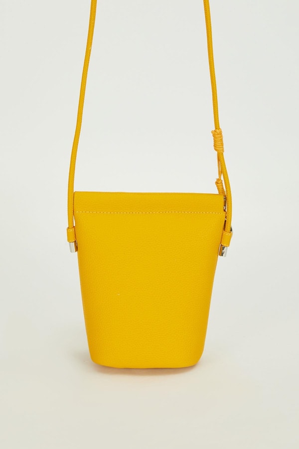 LevidorSarı Metal top Aksesuarlı Omuz Çantası