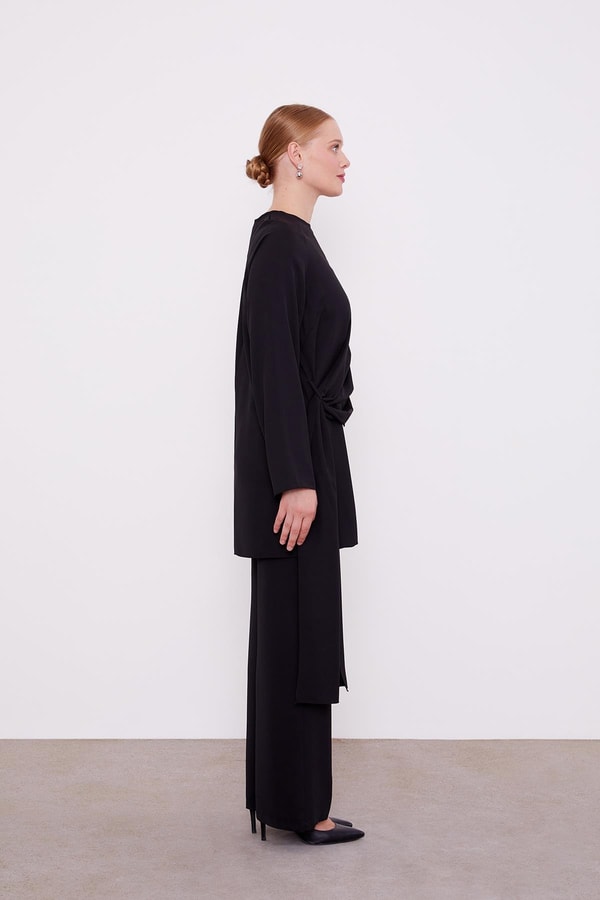 LevidorSiyah ALLER BAĞLAMA İŞLEMELİ İKİLİ TAKIM