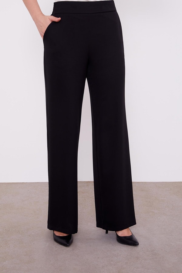 LevidorSiyah ALLER BAĞLAMA İŞLEMELİ İKİLİ TAKIM