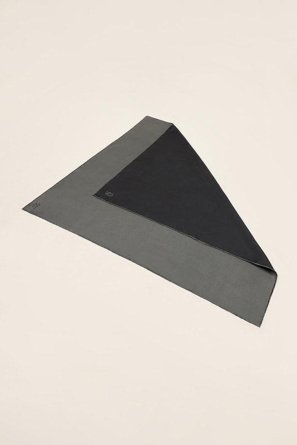 LevidorSiyah - Antrasit Çift Taraflı Twill İpek Eşarp