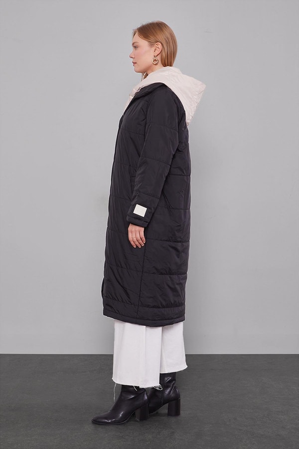 LevidorSiyah-Bej Çift Renk Şişme Mont