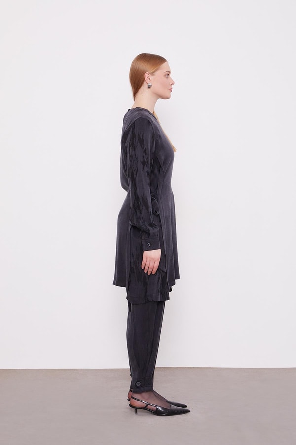 LevidorSiyah Bel Bağlama Detaylı Parlak Gürünümlü İkili Takım