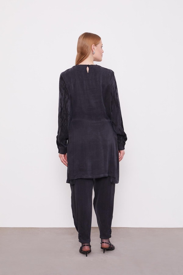 LevidorSiyah Bel Bağlama Detaylı Parlak Gürünümlü İkili Takım