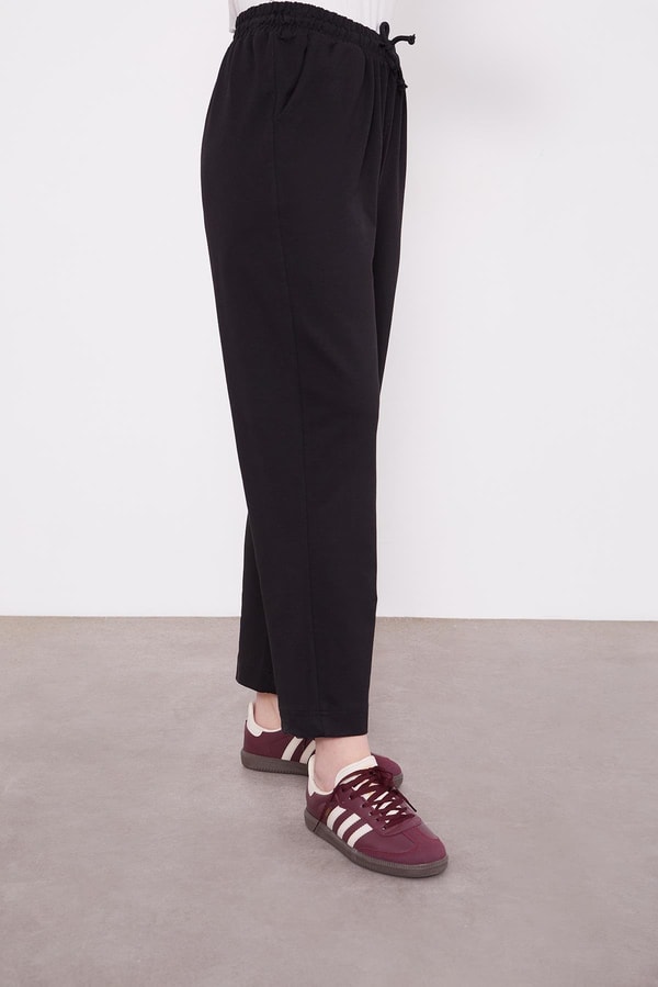 LevidorSiyah Belli Lastikli Cepli Spor Pantolon