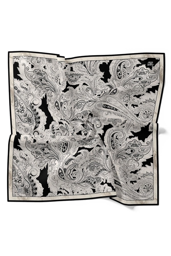 LevidorSiyah-Beyaz Çizim Etnik Desen Twill İpek Eşarp