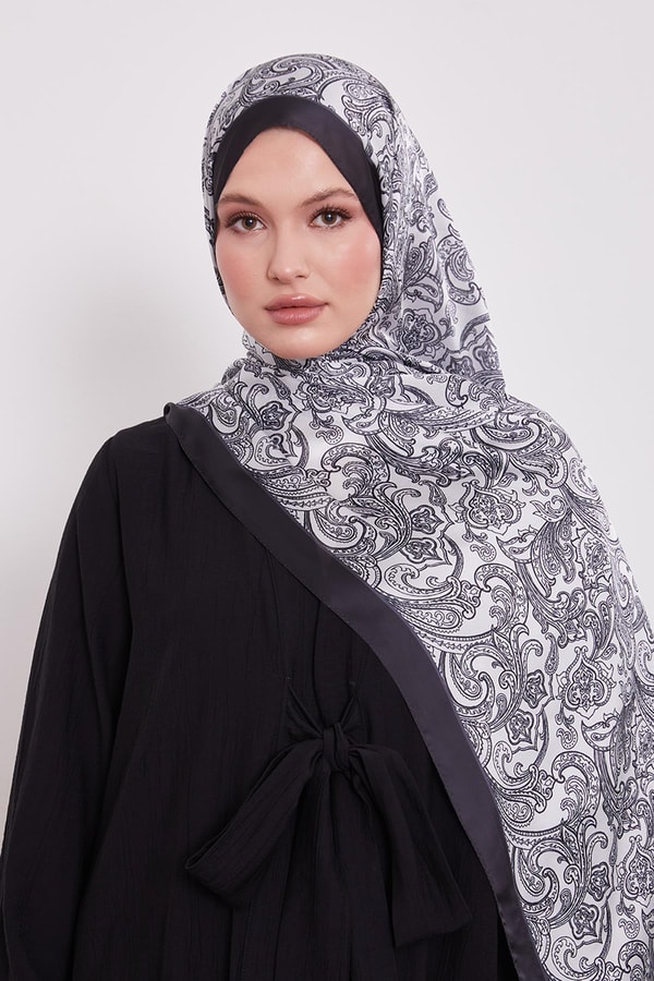 LevidorSiyah-Beyaz Pastel Ton Hint İpeği Şal
