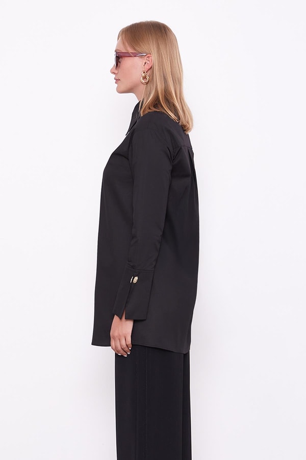 LevidorSiyah Broş Düğme Detaylı Gömlek