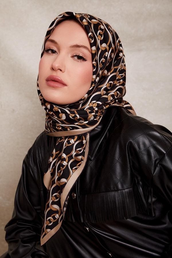 LevidorSiyah-Camel Zincirli Desenli Twill İpek Eşarp
