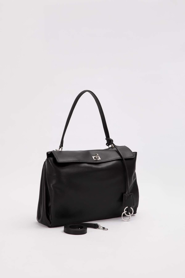 LevidorSiyah Çevirme Kilit Aksesuarlı Omuz Çantası