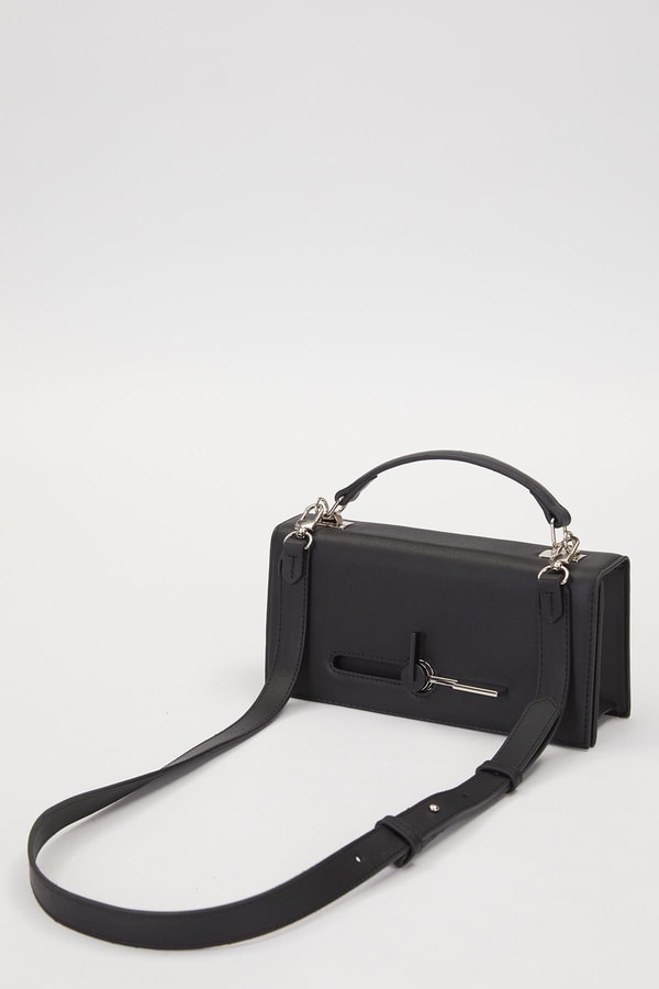 LevidorSiyah Çevirmeli Kilitli Omuz Çantası