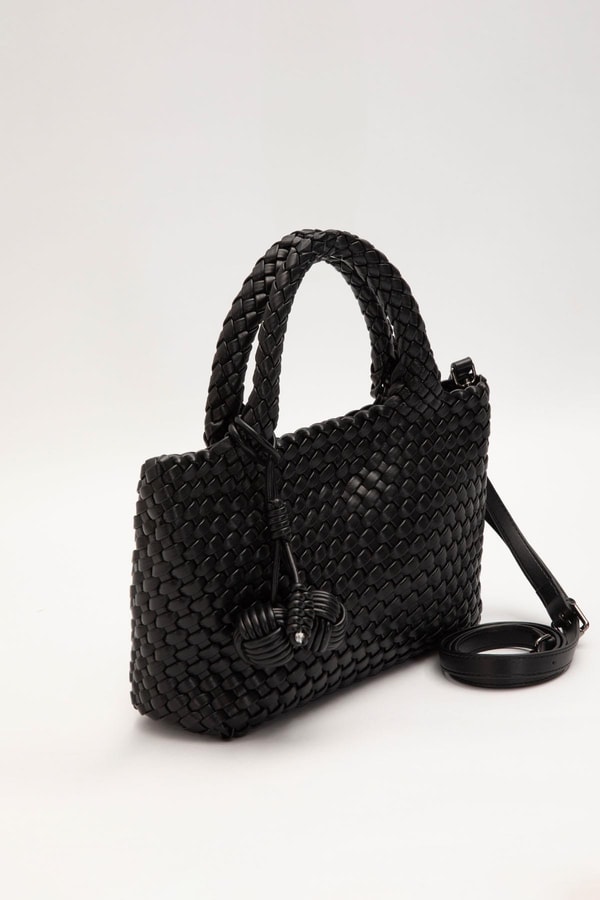 LevidorSiyah Charmlı Örgü Model El Çantası