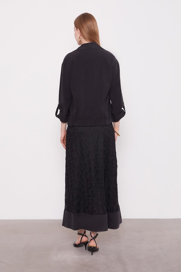 LevidorSiyah Çiçek Dantelli Etek Takım