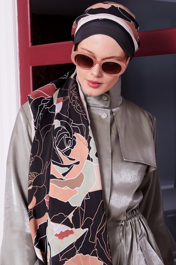 LevidorSiyah Çiçek Desen Royal Şal