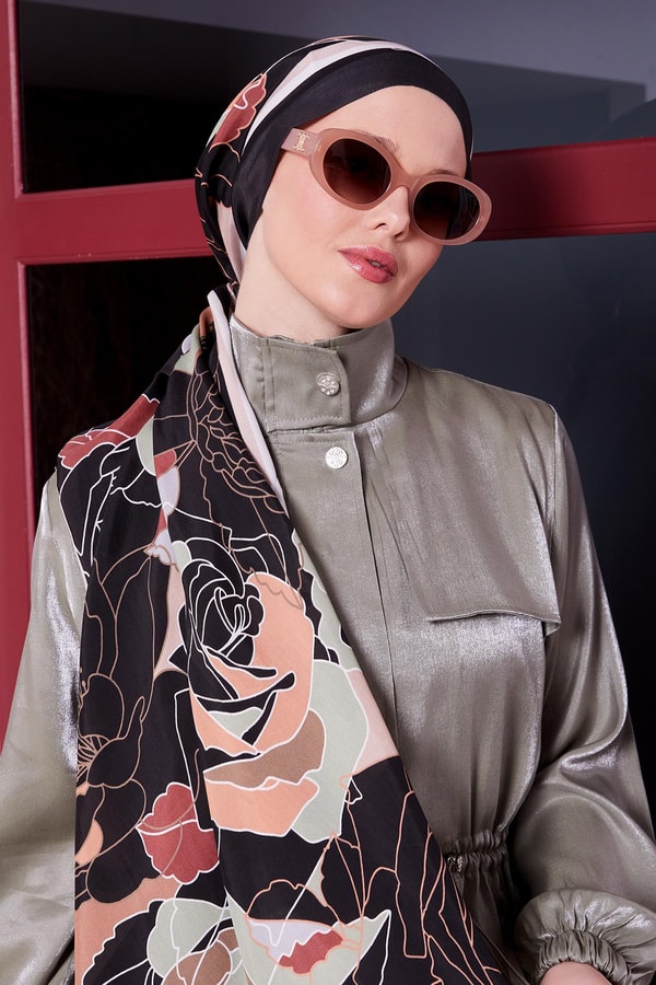 LevidorSiyah Çiçek Desen Royal Şal