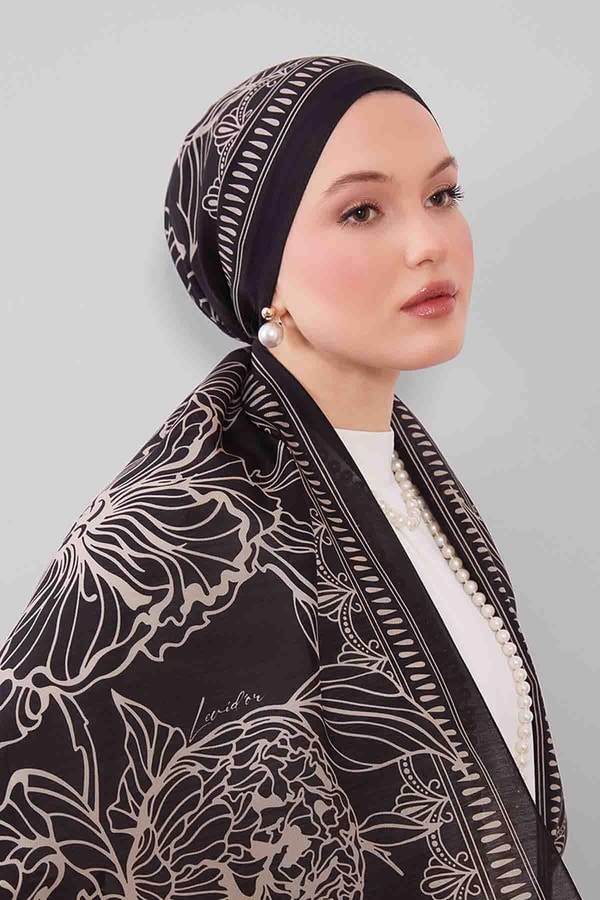 LevidorSiyah Çiçek Desenli Yün İpek Şal
