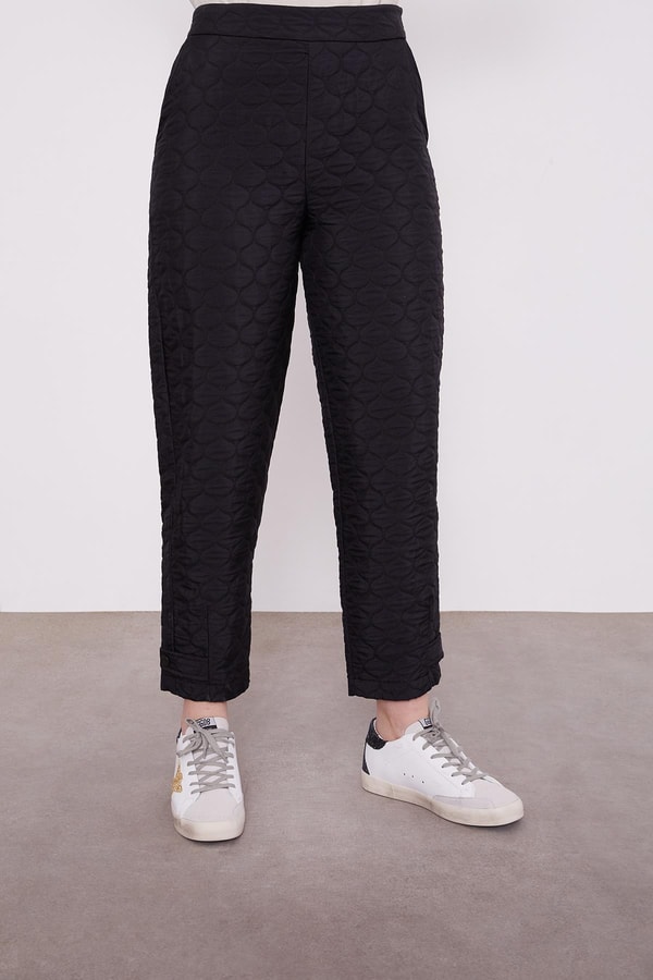 LevidorSiyah Çıtçıtlı Kapitone İkili Takım