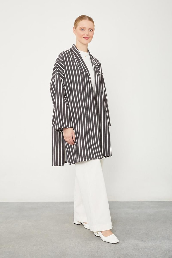 LevidorSiyah Çizgili Desen Kimono Takım