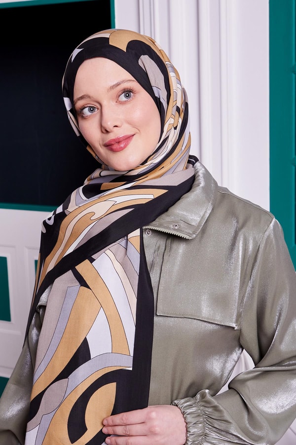 LevidorSiyah Damla Desen Royal Şal