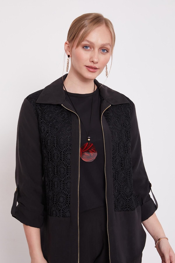 LevidorSiyah Dantel Detaylı Üçlü Ceket Takım