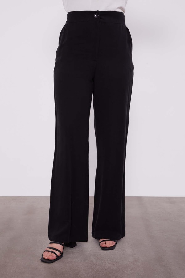 LevidorSiyah Dantel Detaylı Üçlü Tanik Takım