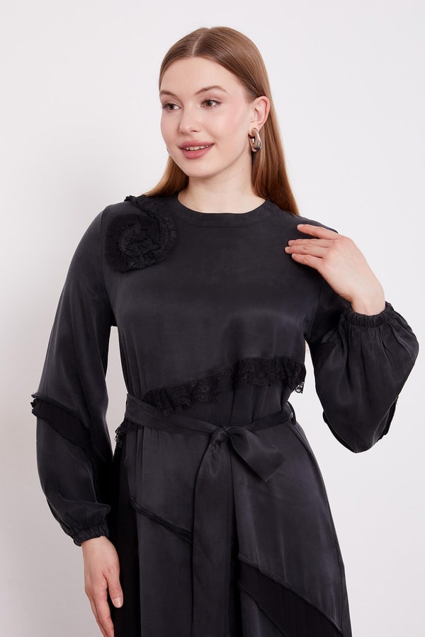 LevidorSiyah Dantel Şeritli Cupra Elbise