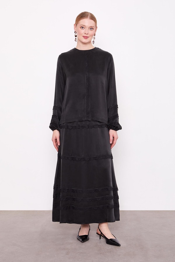 LevidorSiyah Dantel Şeritli Cupra Etek Takım