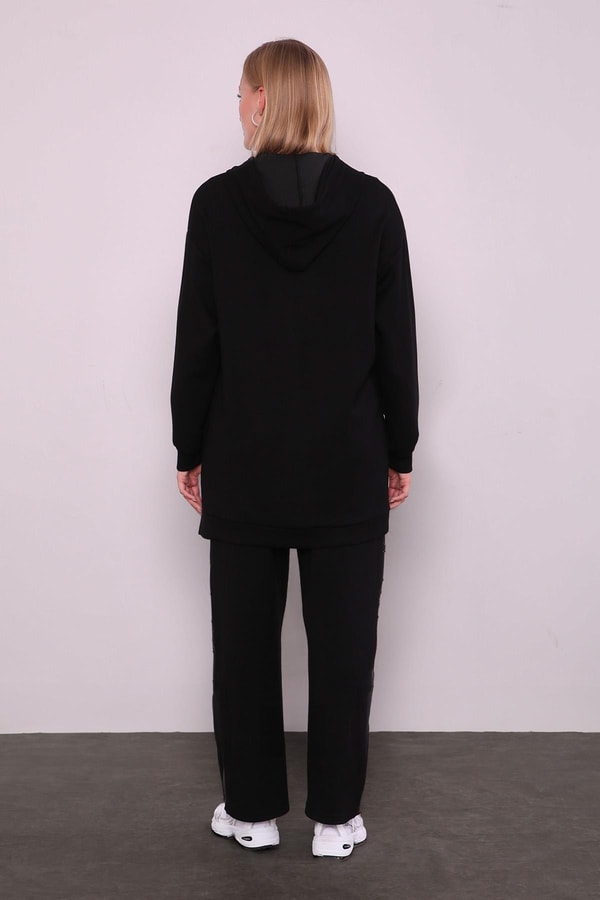 LevidorSiyah Deri Detaylı Spor Takım