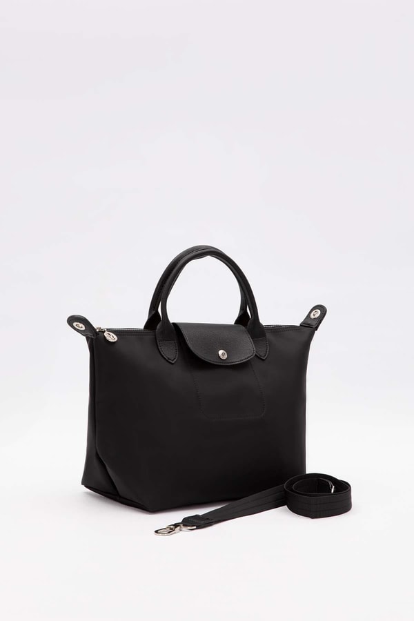 LevidorSiyah Deri Kapak Aksesuarlı Omuz Çantası