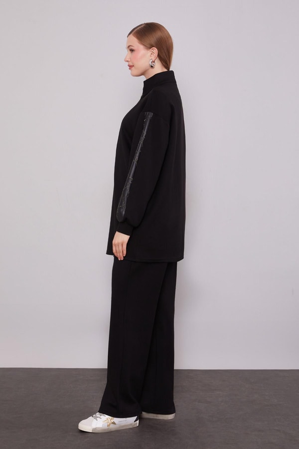 LevidorSiyah Deri Manşet Detaylı İkili Takım