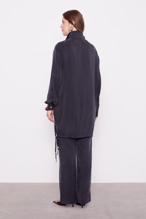 LevidorSiyah Dik Yaka Düğme Detaylı Cupra İkili Takım