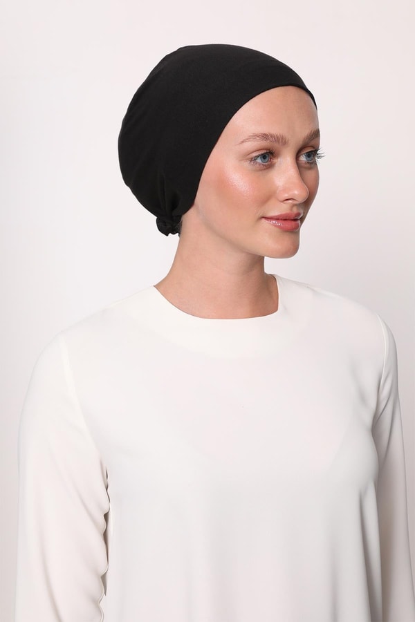 LevidorSiyah Dikişsiz Bone