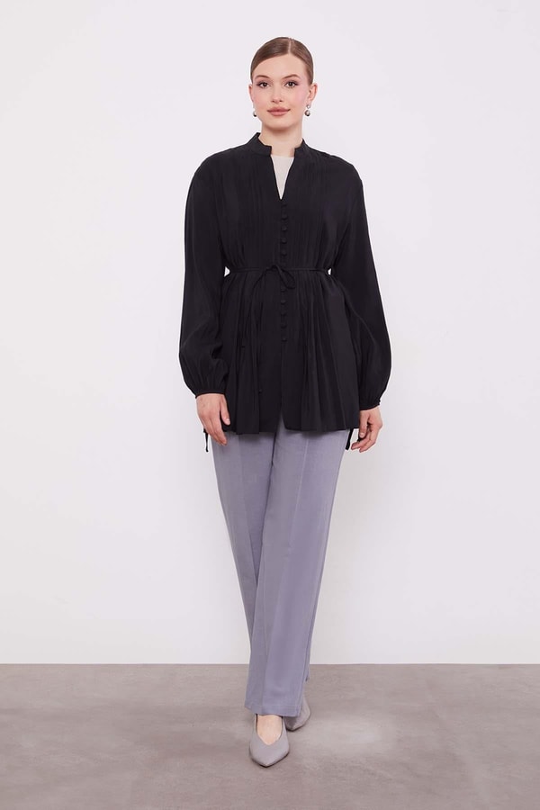 LevidorSiyah Düğme Detay Belden Bağlama Gömlek