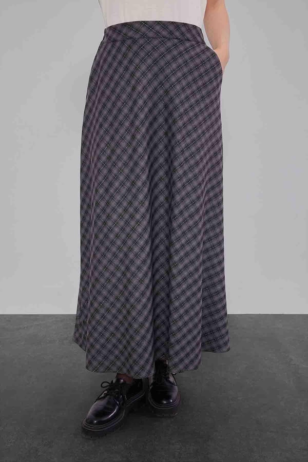 LevidorSiyah Ekose Desenli Etek Takım