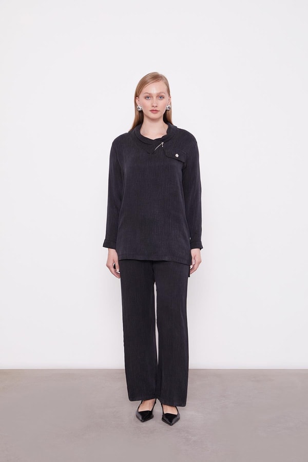 LevidorSiyah Fermuar Yaka Düğme Cep Detaylı Tunik Takım