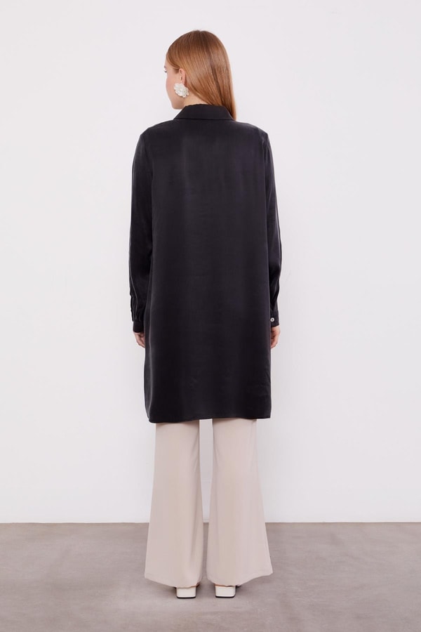 LevidorSiyah Fırfır Çiçek Detay Cupra Gömlek