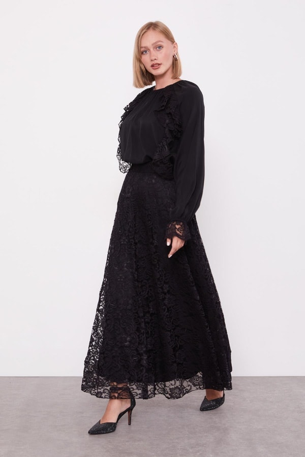 LevidorSiyah Fırfır Detaylı Cupra Etek Takım