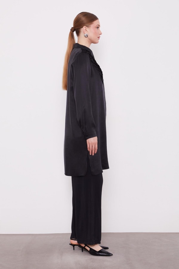 LevidorSiyah Fırfır Detaylı Cupra Gömlek