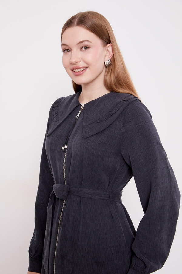 LevidorSiyah Geniş Yakalı Fermuarlı Kap