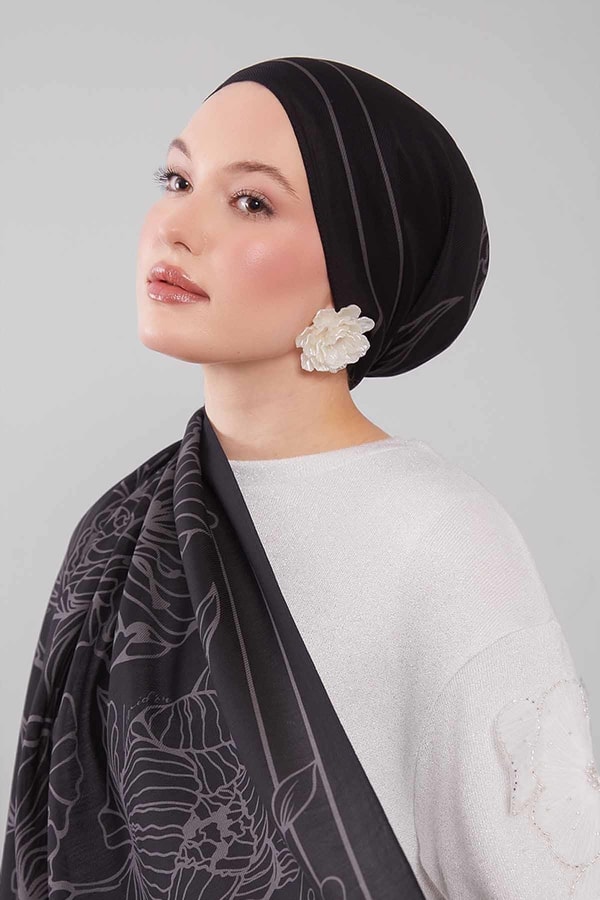LevidorSiyah-Gri Sümbül Çiçek Desen Yün İpek Şal