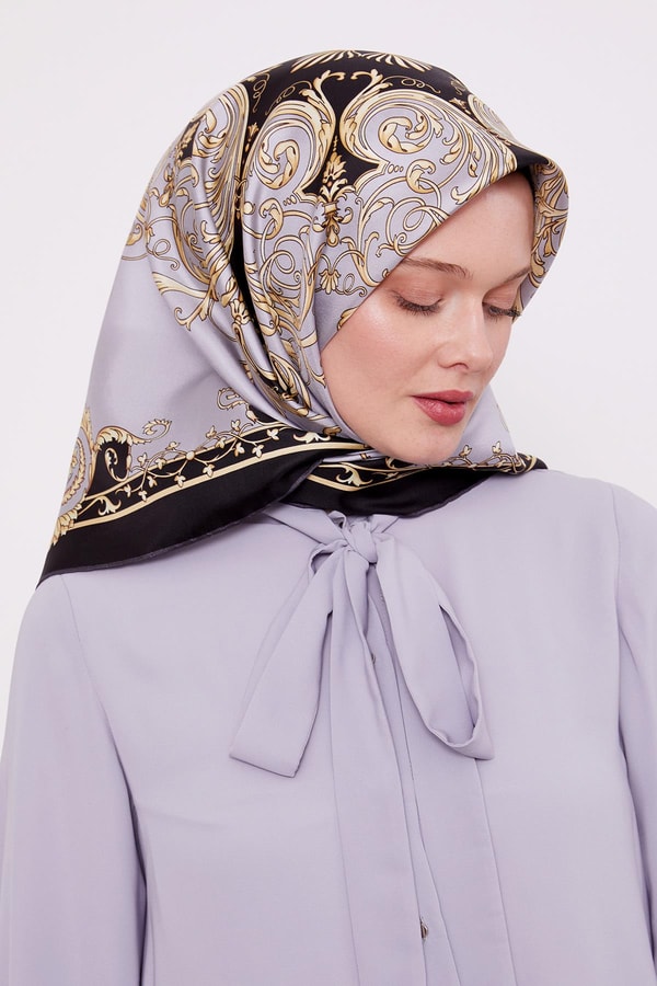 LevidorSiyah-Gri Varak Desenli Twill İpek Eşarp