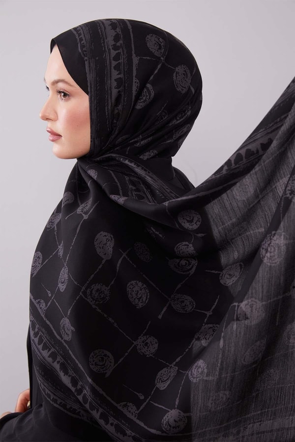 LevidorSiyah-Gri Yuvarlak Desenli Yün İpek Şal