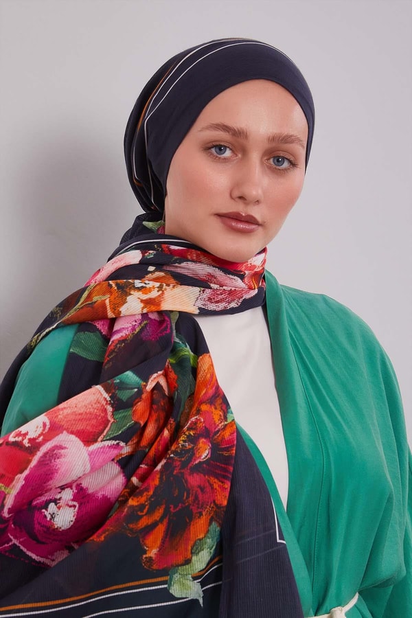 LevidorSiyah Gül Desen Pamuk Şal
