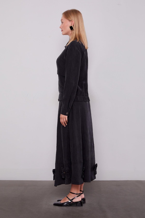 LevidorSiyah Gül Detaylı Cupra Etekli Takım