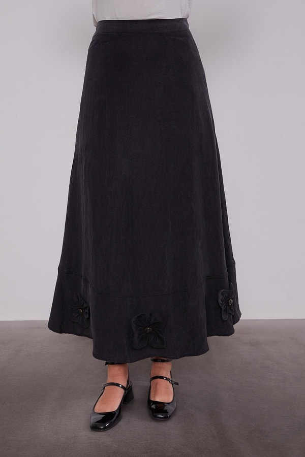 LevidorSiyah Gül Detaylı Cupra Etekli Takım