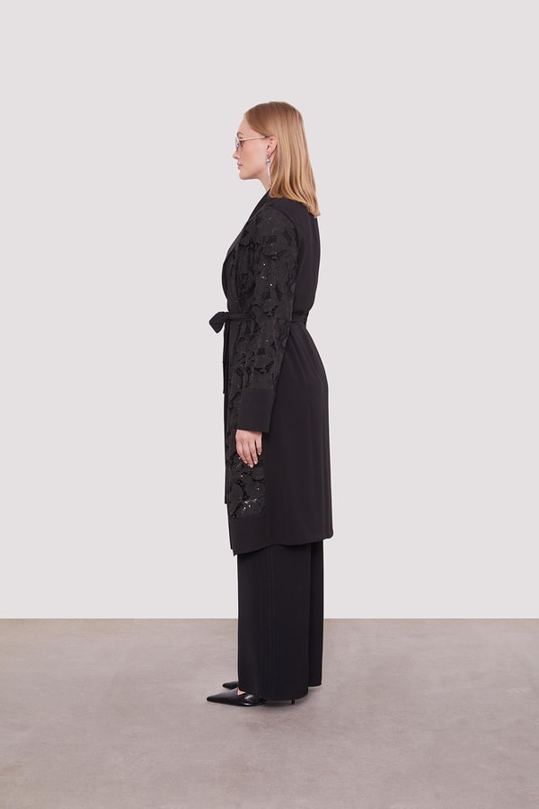 LevidorSiyah Güpür Kol Yaka Detaylı Ceket Takım