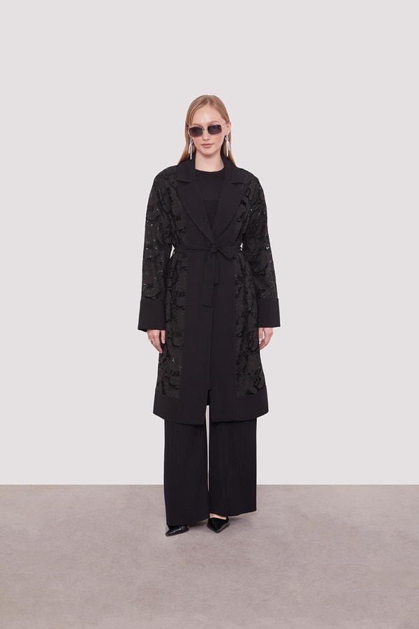 LevidorSiyah Güpür Kol Yaka Detaylı Ceket Takım