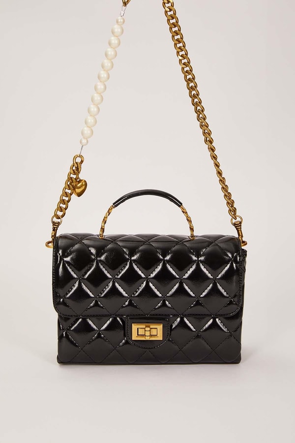 LevidorSiyah İnci Ve Kalp Aksesuar Detaylı Omuz Çantası