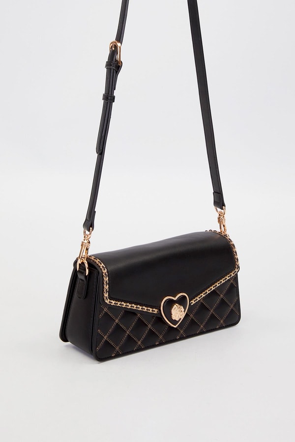 LevidorSiyah Kalp Toka Detay Omuz Çantası