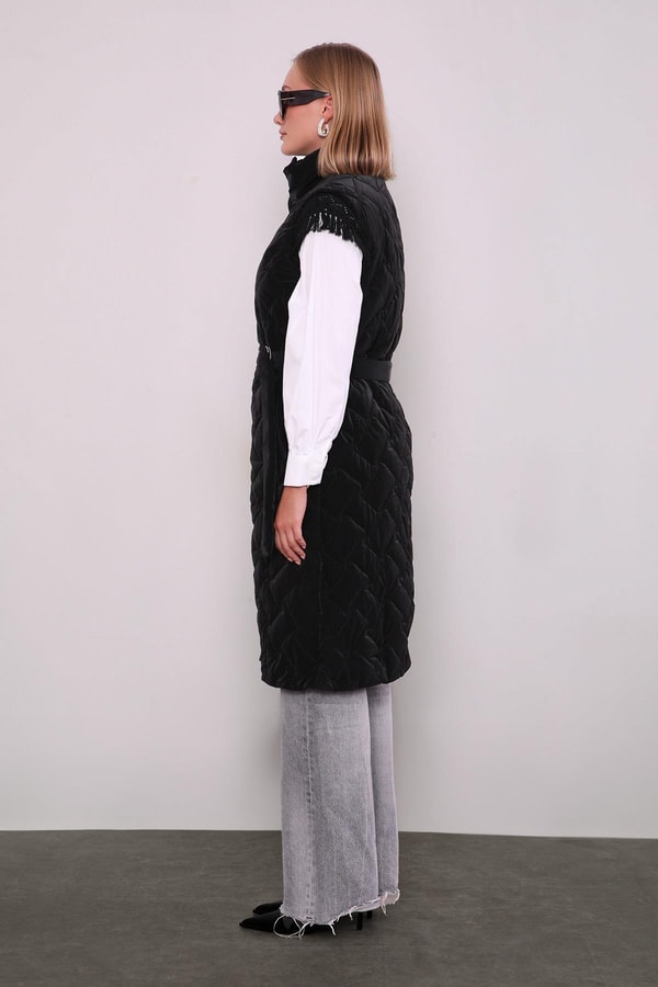 LevidorSiyah Kapitone Desen Kemerli Yelek