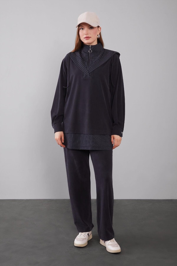 LevidorSiyah Kapüşonlu Çizgi Detay Sweat